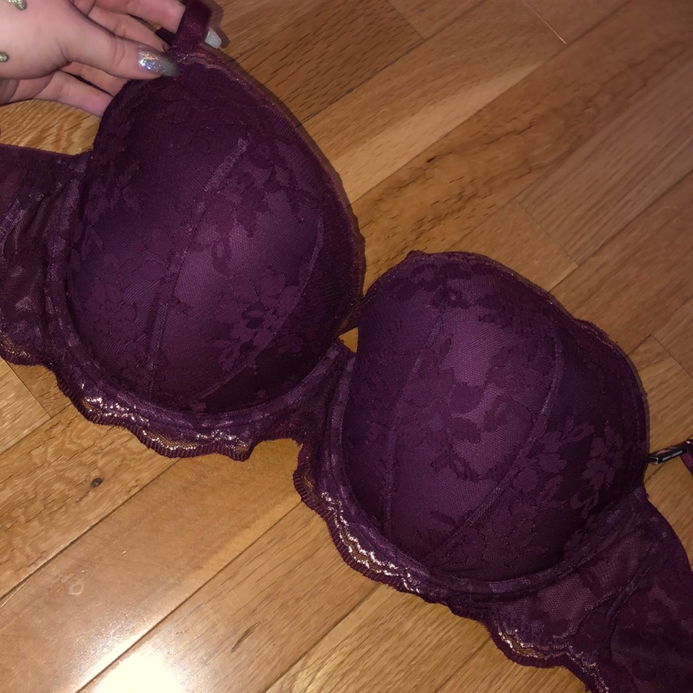Victoria’s secret christmas edition bra